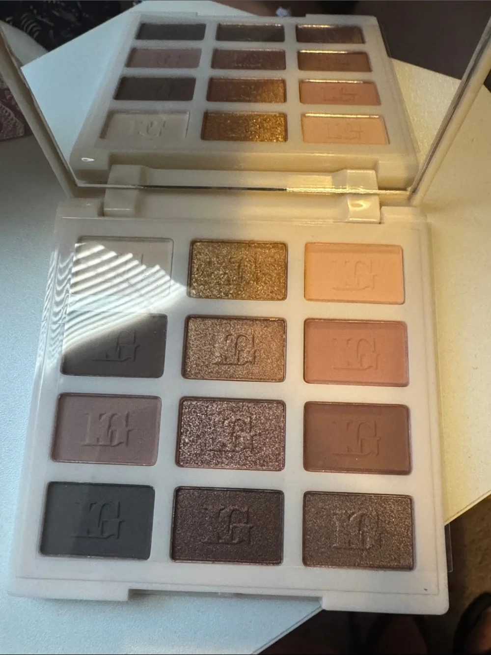 Laura Geller Nude Attitude Eyeshadow Palette — Neutral Browns, Golds & Creams